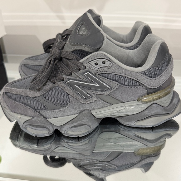 New Balance 9060 “Magnet” - Picture 4 of 10